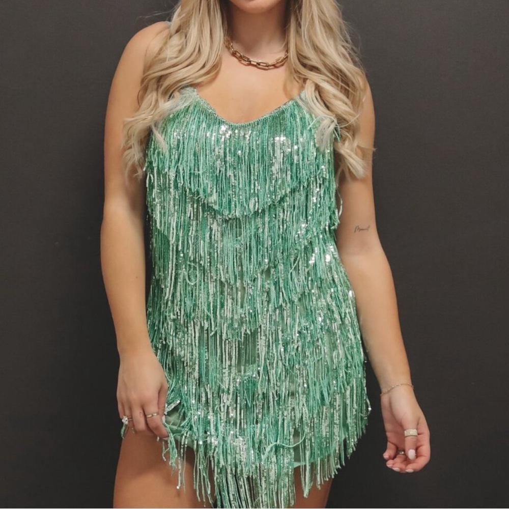 Amazing Lace dress size large.  Super fun & cute!